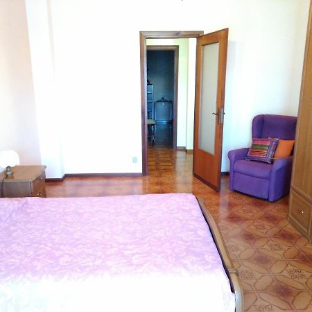 Domanda Apartamento Calosso Exterior foto