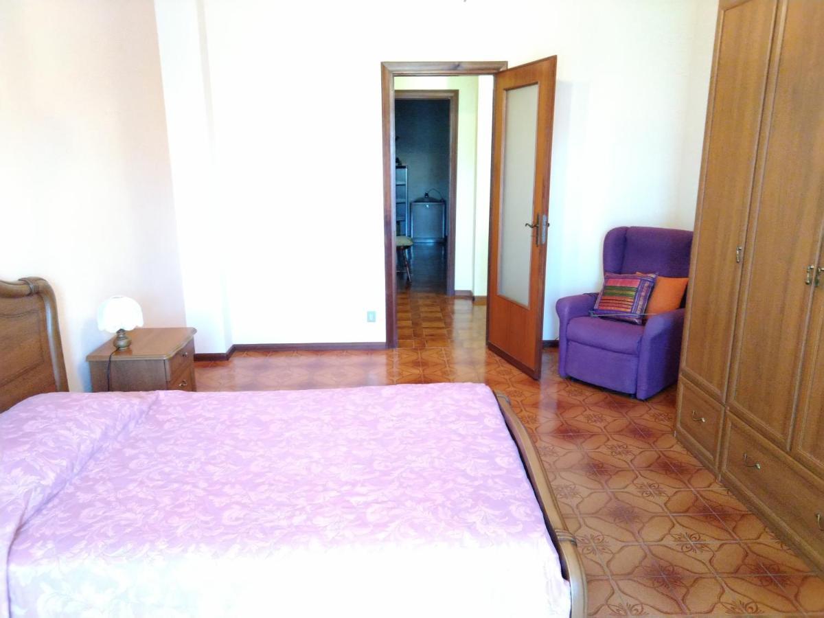 Domanda Apartamento Calosso Exterior foto